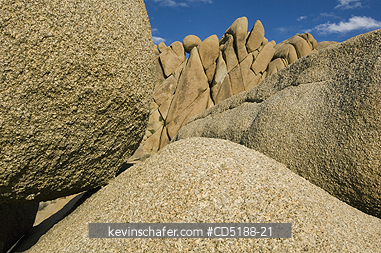 CALIFORNIA, US: Boulders in Joshua Tree National Park, CA, USA