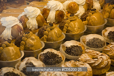 FOOD, FRENCH: French Pastries in Patisserie, Paris, France