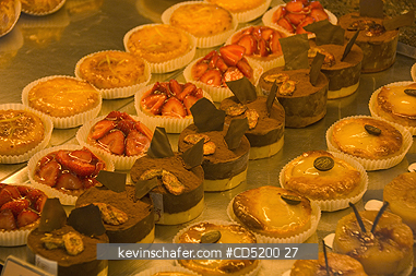 FOOD, FRENCH: French Pastries in Patisserie, Paris, France
