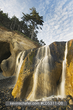 OREGON, WATERFALLS: Waterfall on Beach, Hug Point State Park, Oregon Coast USA