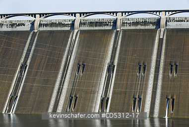 WASHINGTON, COULEE DAM: Spillway, Grand Coulee Dam, Columbia River, Washington USA