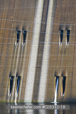 WASHINGTON, COULEE DAM: Spillway, Grand Coulee Dam, Columbia River, Washington USA