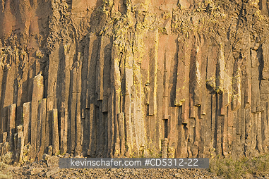 WASHINGTON, STEAMBOAT ROCK: Dawn on Columnar Basalt, Steamboat Rock State Park, Grand Coulee area, Columbia River, Washington USA