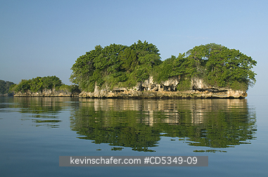 DOMINICAN REPUBLIC: Limestone islands or \\\
