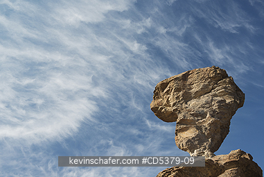IDAHO, SCENIC: Balanced Rock, free-standing basalt tower near Twin Falls, Idaho