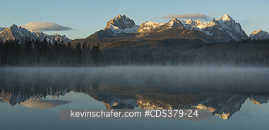 IDAHO, SCENIC: Sawtooth Range at dawn from Little Redfish lake, Idaho