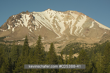CALIFORNIA, SCENIC: Sunrise on Mt. Lassen, 10,463\\\', Lassen Volcanic National Park, California, last eruption 1912