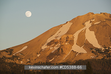 CALIFORNIA, SCENIC: Full moon rising over Mt. Lassen, 10,463\\\'. Taken from Manzanita Lake at sunset,  Lassen Volcanic National Park, California