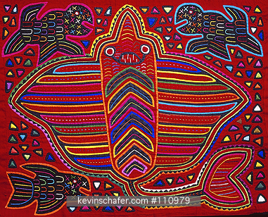 PANAMA, MOLAS: Stingray Mola, Fabric designs of the Kuna Indians, San Blas Islands, Panama