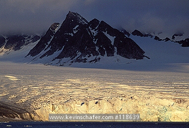 NORWAY, SPITSBERGEN: Norway, Spitsbergen, Arctic Islands (aka Svalbard), Tidewater glaciers.
