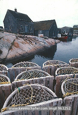 CANADA, NOVA SCOTIA: Peggy\'s Cove, inner harbor, scenic village on coast.